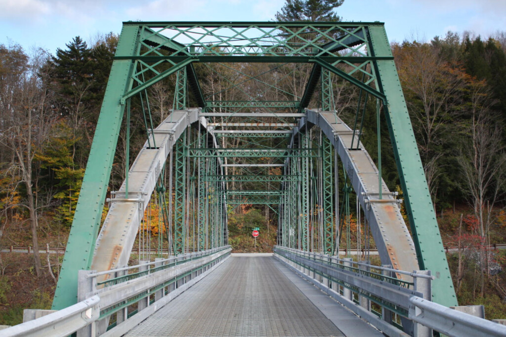 Bridgehunter West Woodstock Bridge