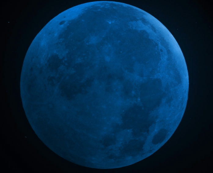 Once In A Blue Moon Rare Seasonal Blue Moon To Rise This Weekend